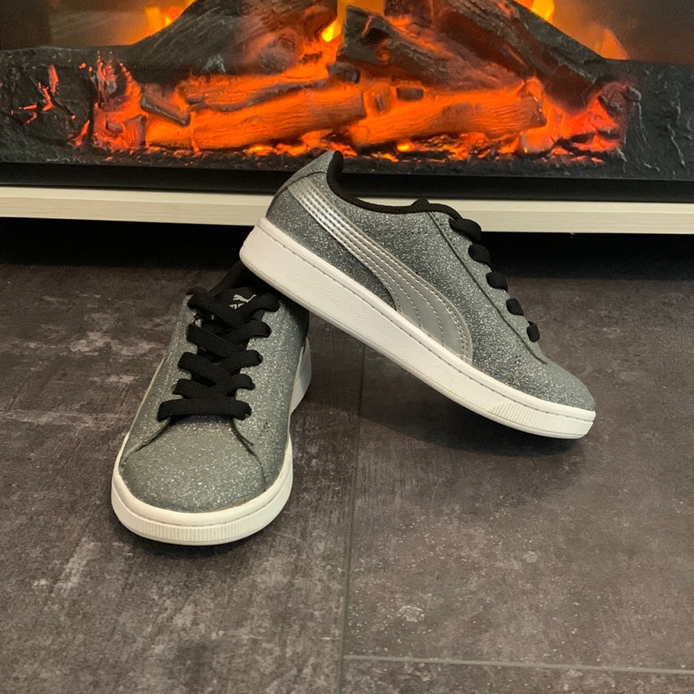PUMA slip on sneakers
